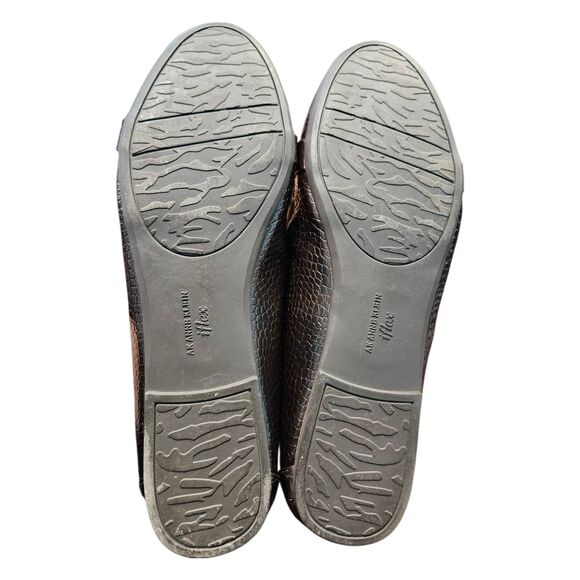 Anne Klein Bronze Textured Loafers Womens size 10 - Picture 7 of 7